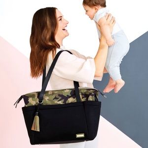 NEW Hop Skip Neoprene Camo Diaper Bag Tote Black